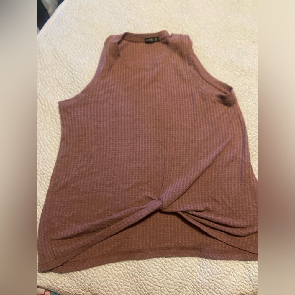 Large woman’s tank